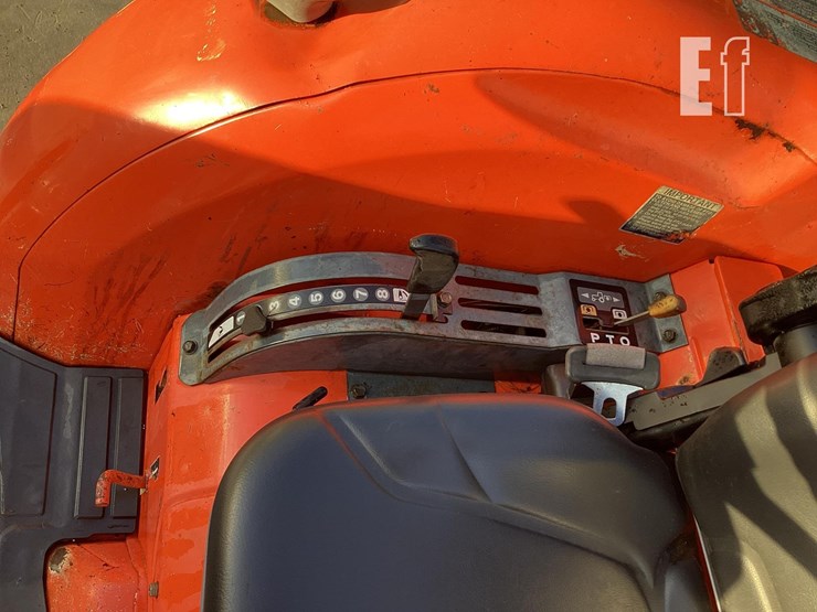 2006-kubota-l3130-image-10