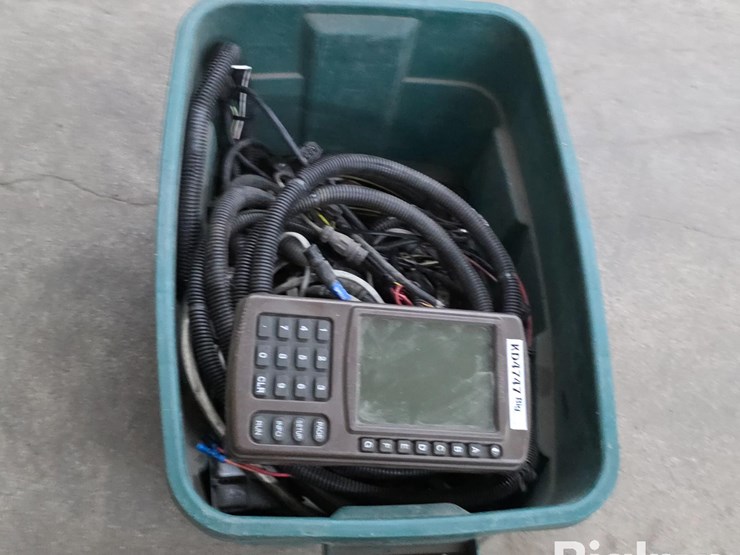 john-deere-brown-box-green-star-display-image-8