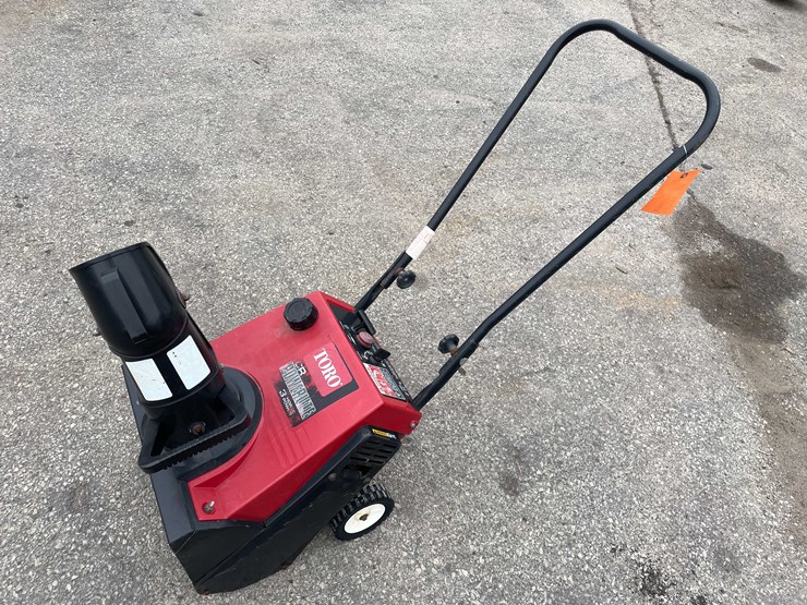 #14031-•-toro-ccr-snowblower-(o4)-image-8
