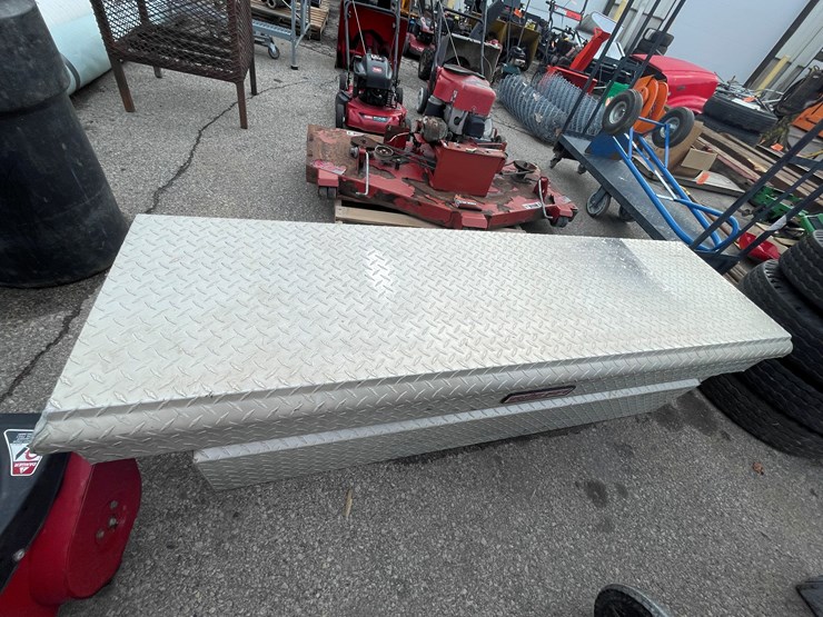 #14046-•-truck-tool-box-(o4)-image-10