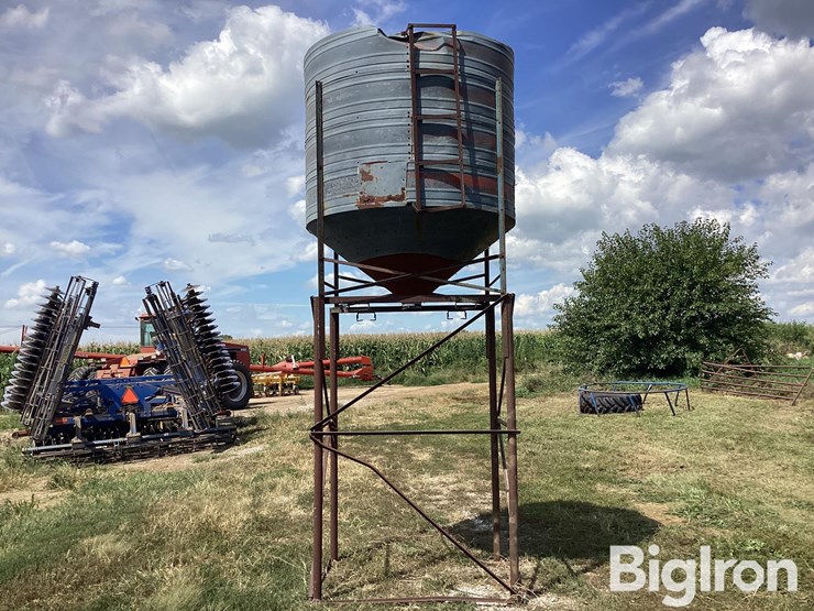 13'-tall-grain-storage-image-6