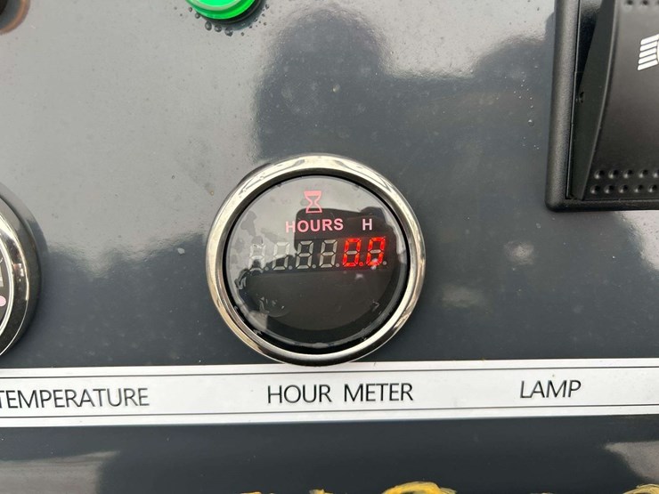 2025-sdlanch-sdll60-stand-on-loader-image-6