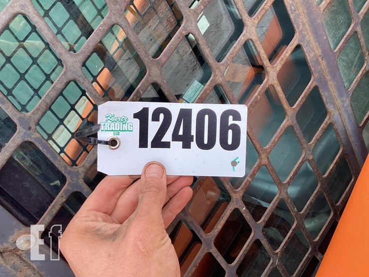 2005-bobcat-s220-image-19