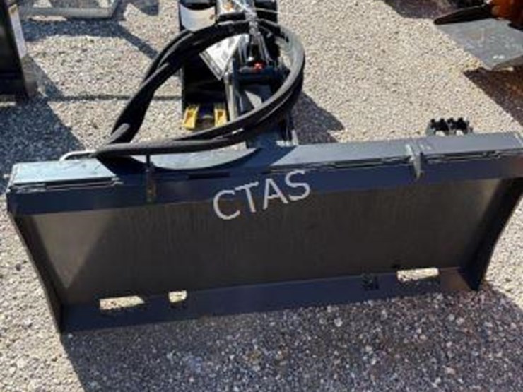 #73-•-bigarm-backhoe-for-skid-steer---model:-bh-12-72d-image-2