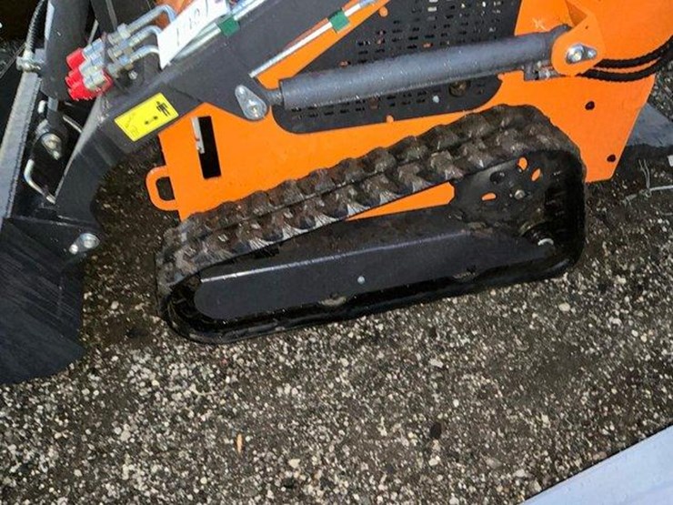 #1003-•-unused-landhero-t460-mini-skid-steer-loader-image-8