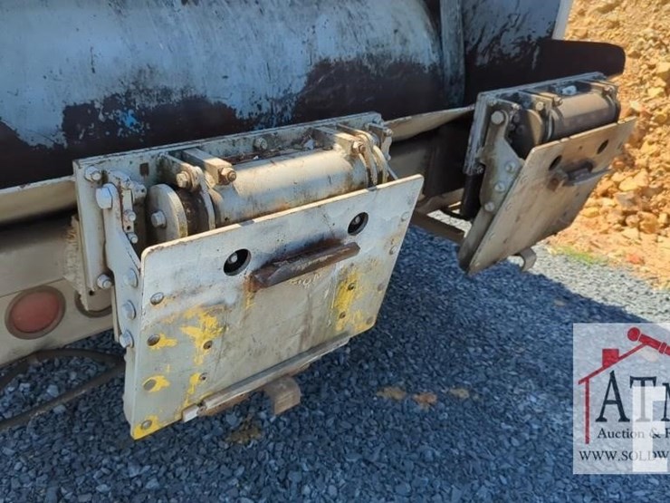 2000-ccc-low-entry-image-7