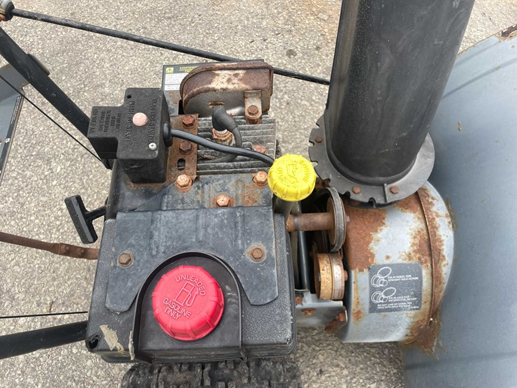 #14029-•-(2)-yard-machines-snow-blowers-(o4)-image-24