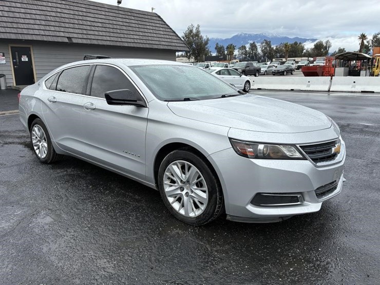 2019-chevrolet-impala-sedan-image-2