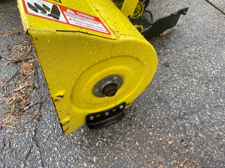 #14066-•-john-deere-snow-blower-(o4)-image-6