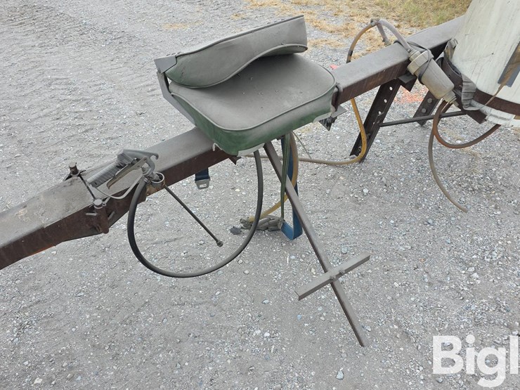 3--pt-4-person-ride-on-sprayer-bar-image-15