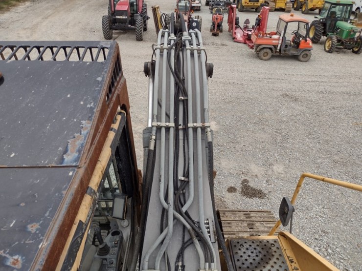 volvo-ec220e-lr-image-54