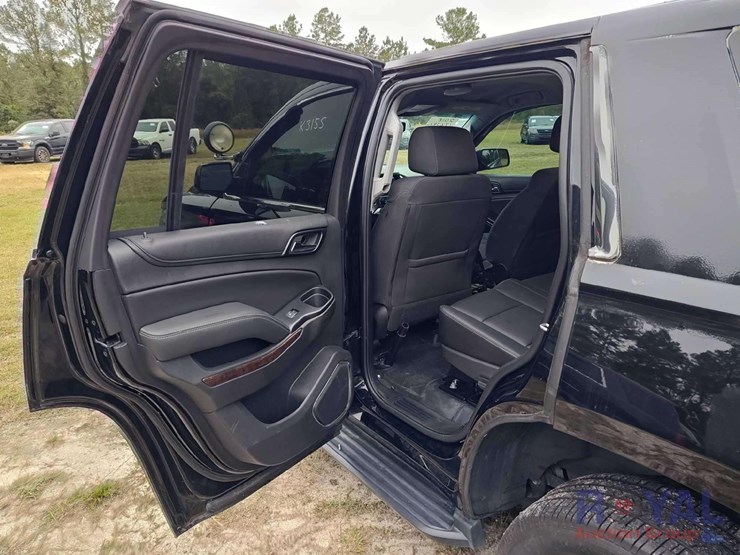 2018-chevrolet-tahoe-image-25