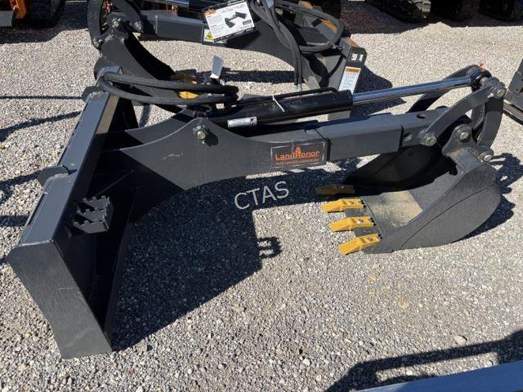 #74-•-bigarm-backhoe-for-skid-steer---model:-bh-12-72d-image-2