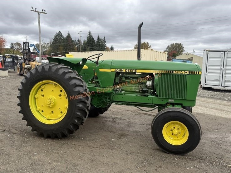 john-deere-2940-image-9