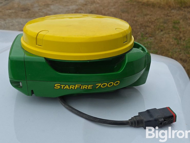 2022-john-deere-7000-image-4