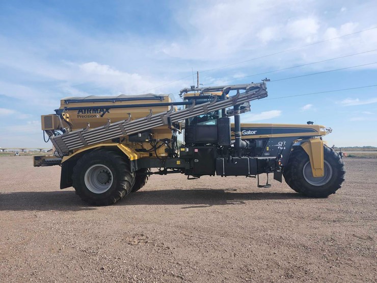 2018-agchem-9300b-terragator-image-6