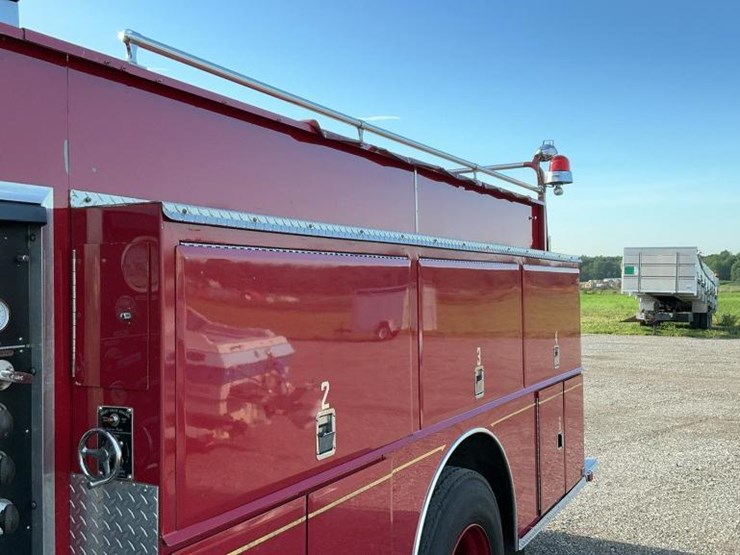 #2000-•-1982-sutphen-deluge-fire-engine-truck-detroit-diesel-6v92ta-image-39