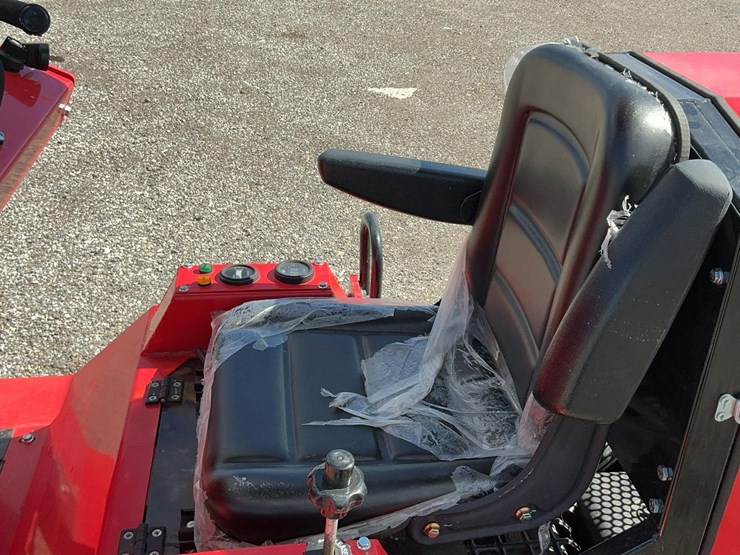 #1000-•-sda140t-mini-skid-steer-loader-with-bucket-&-fork-attachments-image-6