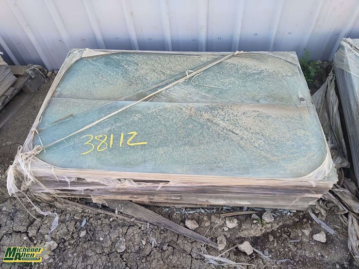 pallet-of-plate-glass-(16-1/2in-x-53in)-image-3
