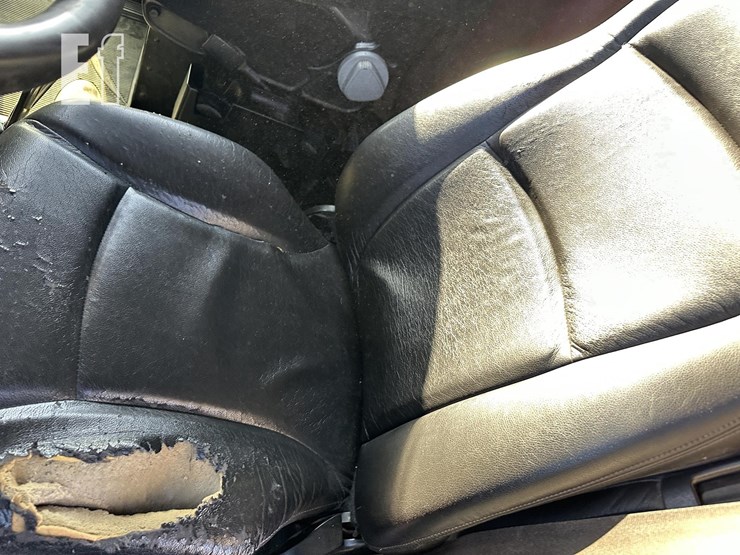 2014-peterbilt-386-image-22