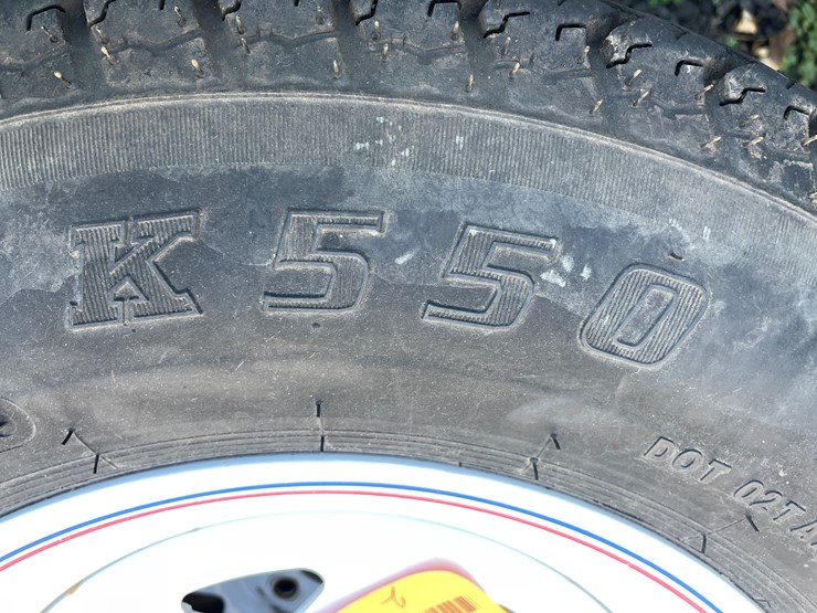 #5705-•-(2)-st205/75d15-tires-on-5-bolt-rims-image-5