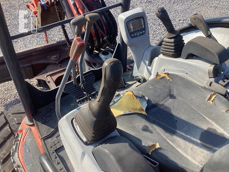 2018-kubota-kx057-4-image-16