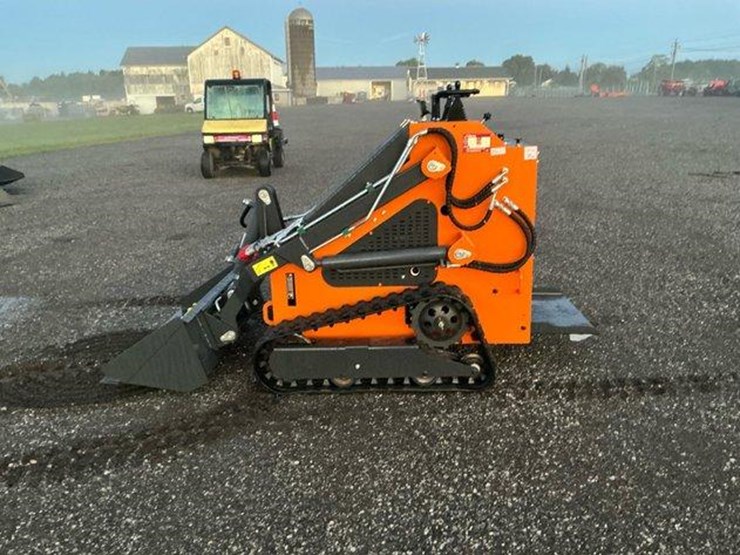 #1003-•-unused-landhero-t460-mini-skid-steer-loader-image-2