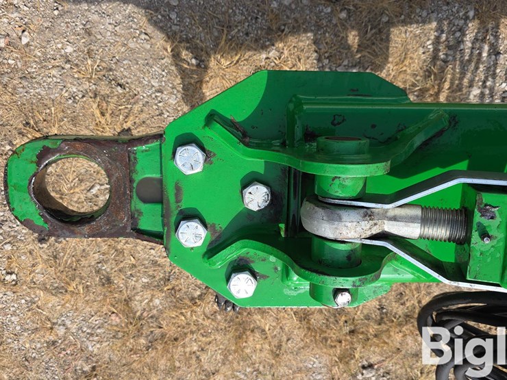 2018-john-deere-2730-image-9