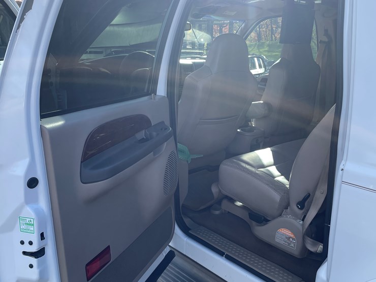 2002-ford-excursion-limited-image-60