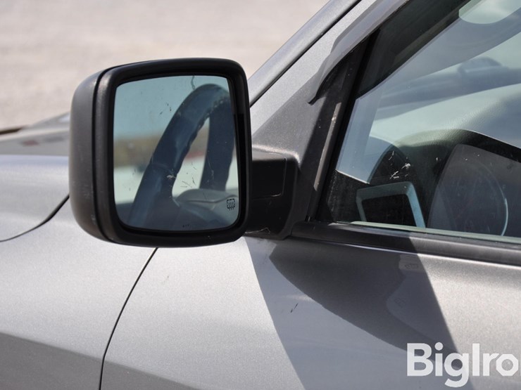 2012-ram-1500-big-horn-image-19