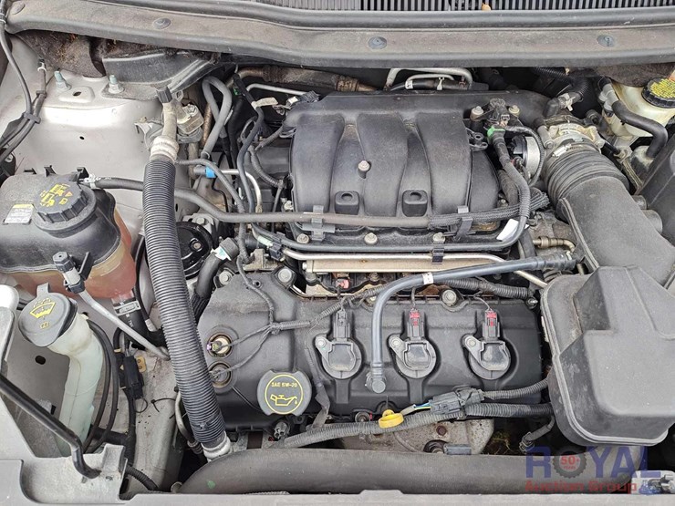 2016-ford-explorer-image-29