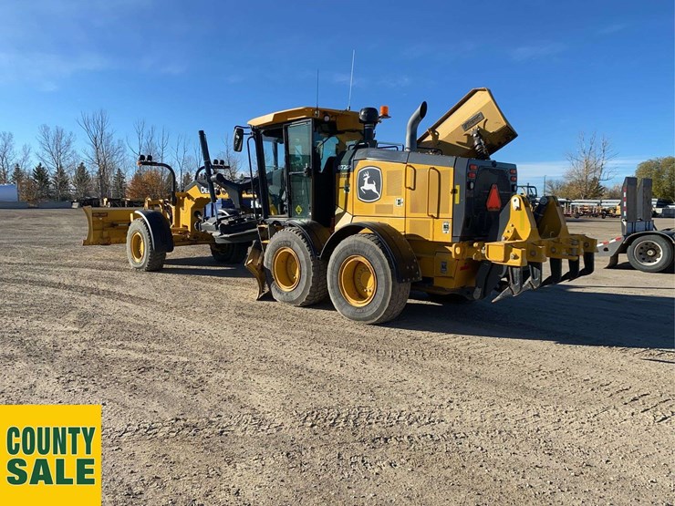 2020-deere-872gp-image-2