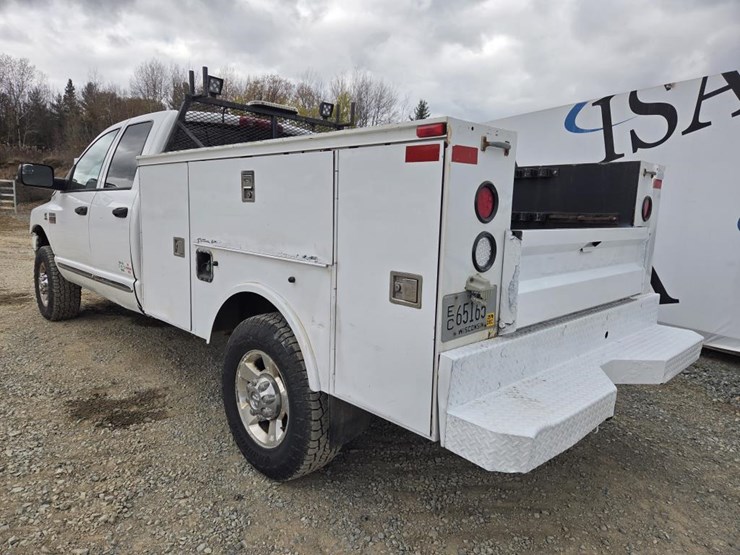 2008-dodge-3500-image-3