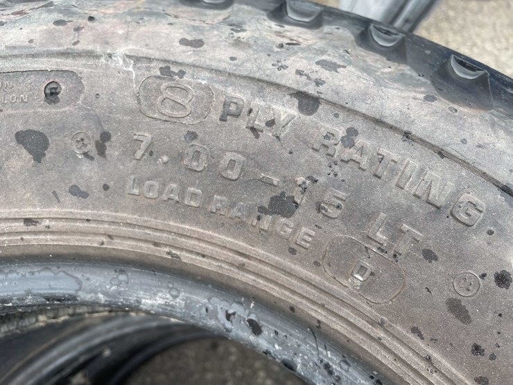 #14062-•-(4)-bf-goodrich-7.00-15-lt-tires-(o4)-image-5