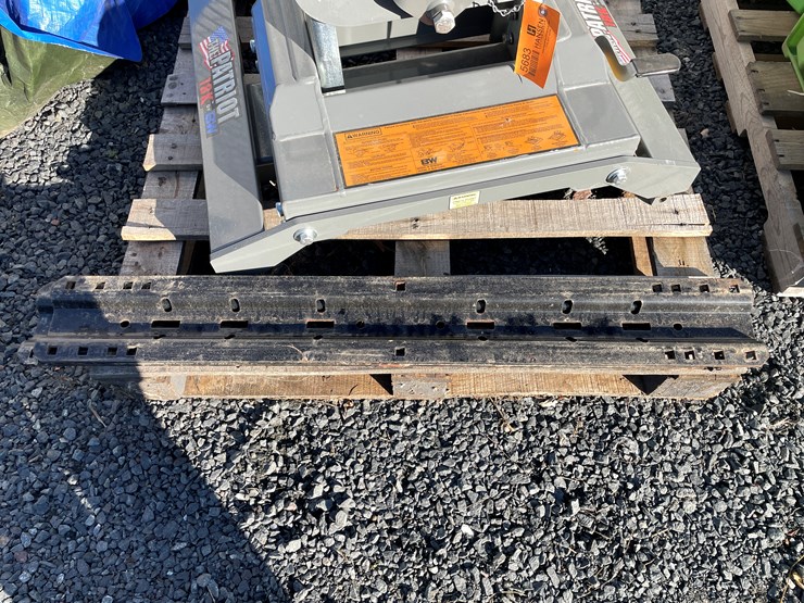 #5683-•-the-patriot-b&w-18,000lb-5th-wheel-hitch-with-universal-brackets-image-10
