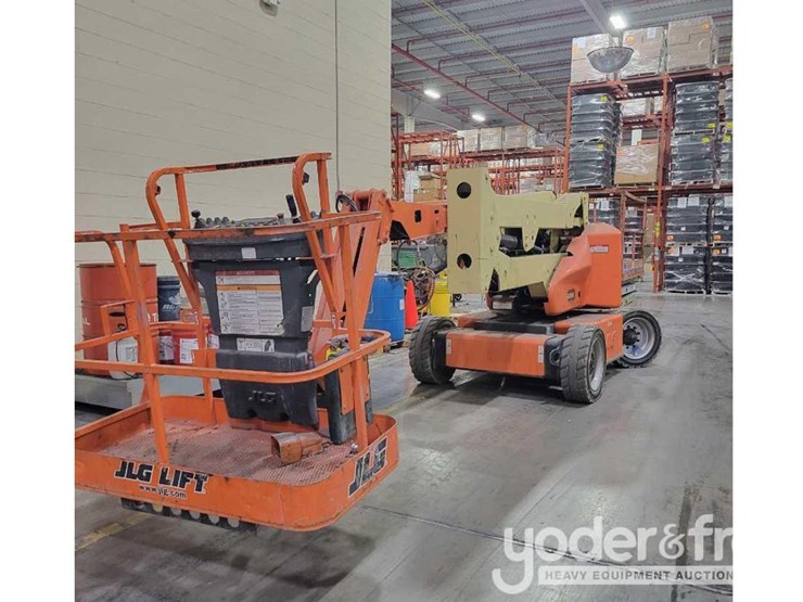 2008-jlg-e450aj-image-1