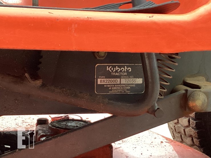 2003-kubota-bx2200-image-14