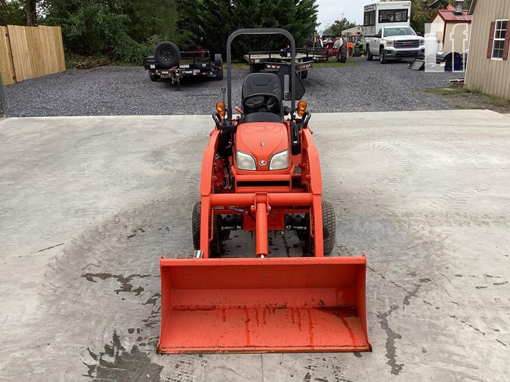 2010-kubota-bx2660-image-7