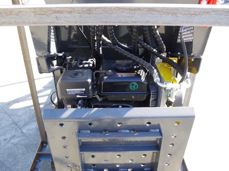 2025-agt-industrial-stand-on-self-loading-mini-crawler-dumper,-gasoline-engine,-m/n-qht500fl-image-9