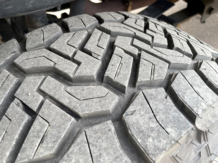 2019-ford-f350-xlt-lariat-image-40