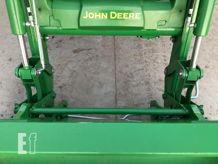 2018-john-deere-5085e-image-10