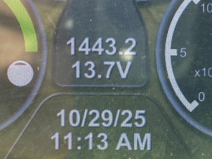 2020-caterpillar-246d3-image-20