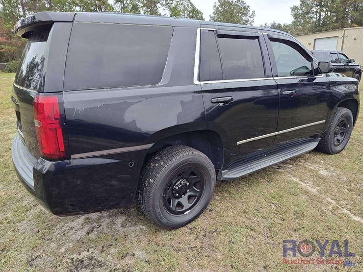 2018-chevrolet-tahoe-image-3