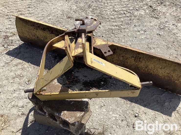 6'-3-pt-rear-blade-image-9