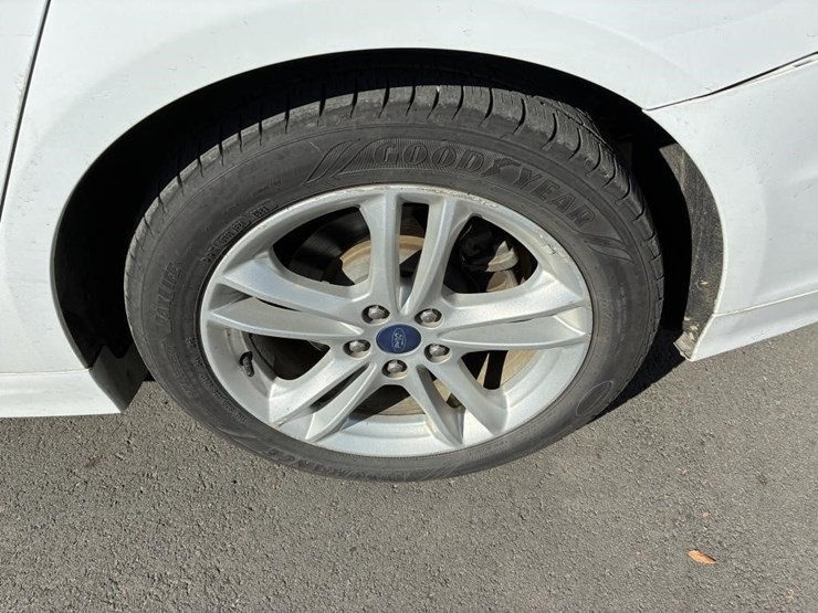 2018-ford-fusion-sedan-image-6