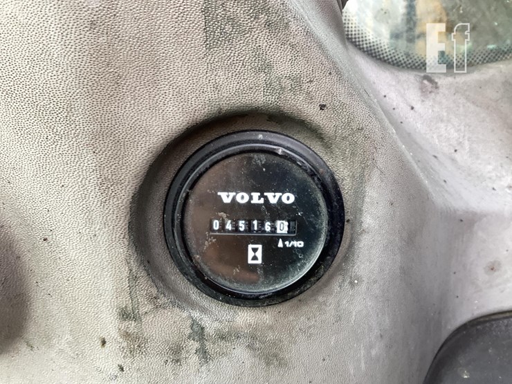 2020-volvo-ecr145el-image-18