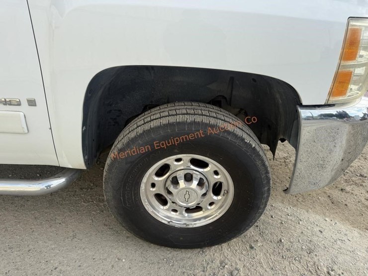 2008-chevrolet-silverado-2500-lt-image-21