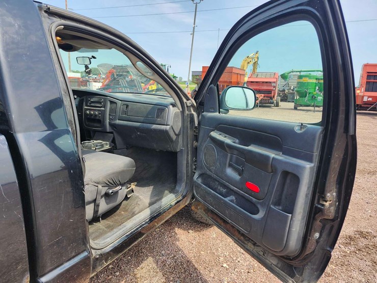 2003-dodge-ram-1500-image-18