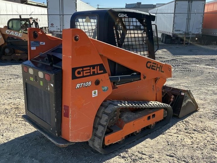 2021-gehl-rt105-image-3