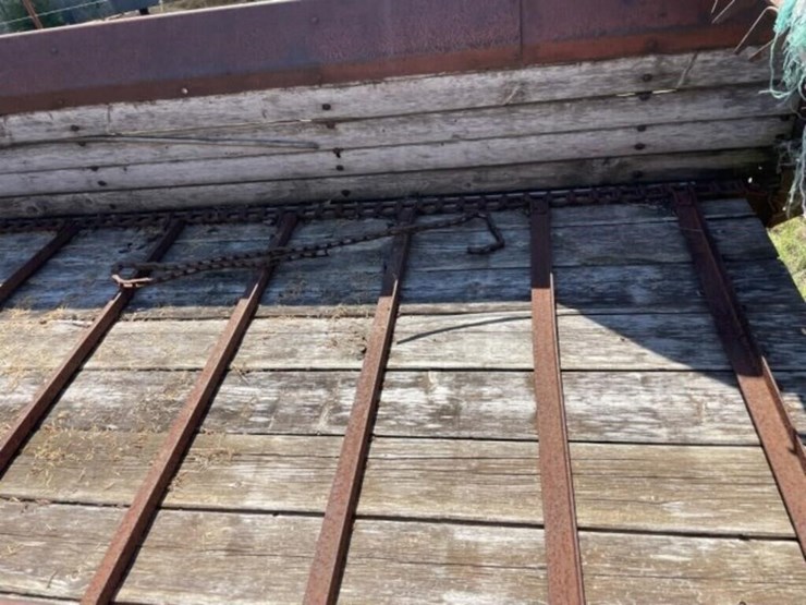 manure-spreader-image-12